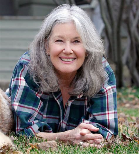 Elizabeth berg - Elizabeth Berg joins the Friends & Fiction authors to discuss her novels, including the beloved Authur Truluv series, and her latest memoir, I'll Be Seeing Y...